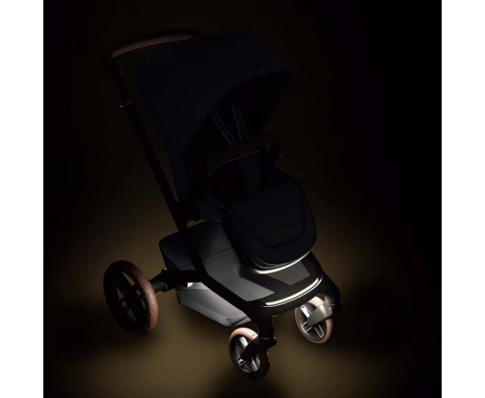Прогулянкова коляска Maxi-Cosi FAME - moon graphite