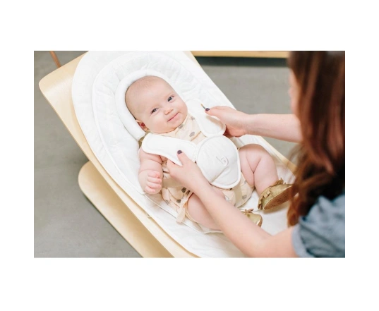Детский вкладыш для новорожденного BLOOM Snug - white
