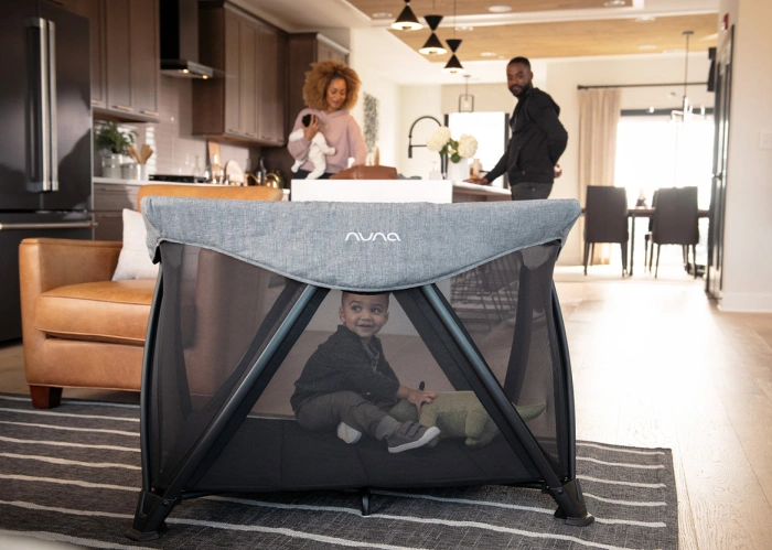 Купить Манеж NUNA Sena  Air Frost, серый с доставкой по Украине | KIDSLINE-50 - изображение