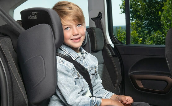 Britax-Römer DISCOVERY PLUS Night Blue — автокресло | Kidsline-37 - изображение