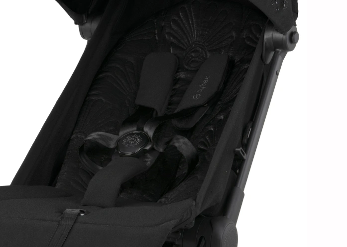 Ремені One Pull у Cybex Coya La Parisienne