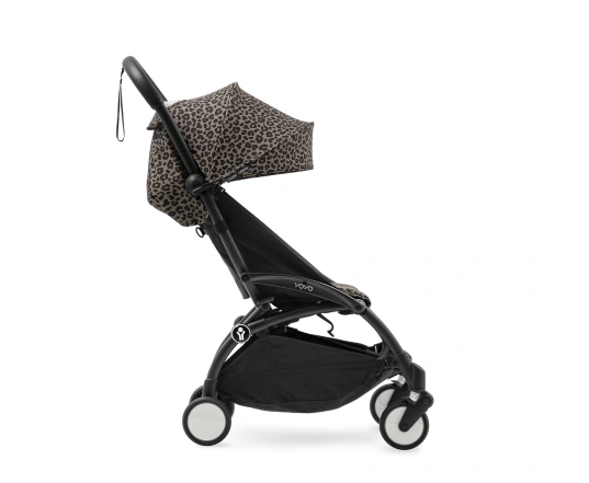 Прогулянкова коляска Stokke YOYO³ з 6 місяців Leopard (шасі Black)