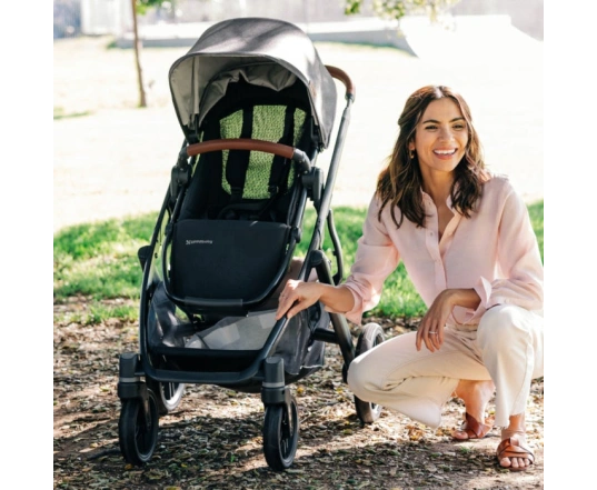 Коляска 2 в 1 UPPAbaby Vista V3 - Gwen