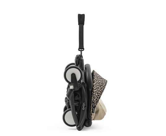 Прогулянкова коляска Stokke YOYO³ з 6 місяців Leopard (шасі White)