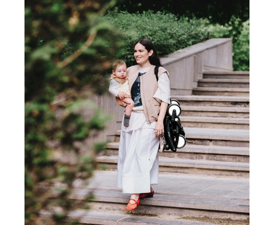 Прогулянкова коляска Stokke YOYO³ з 6 місяців Leopard (шасі White)