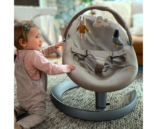 Шезлонг - качалка Nuna Leaf Grow с игрушечной дугой Peach, персиковый