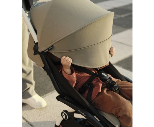 Универсальная коляска 2 в 1 с люлькой newborn shell Stokke YOYO³ Taupe (шасси White)