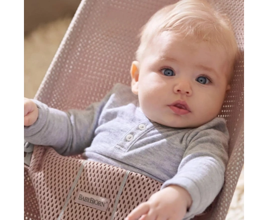 Кресло - шезлонг Bliss BabyBjörn сетка - Нежно-розовый
