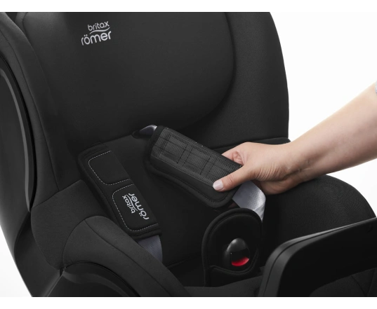 Автокрісло Britax Römer DUALFIX PLUS - carbon black