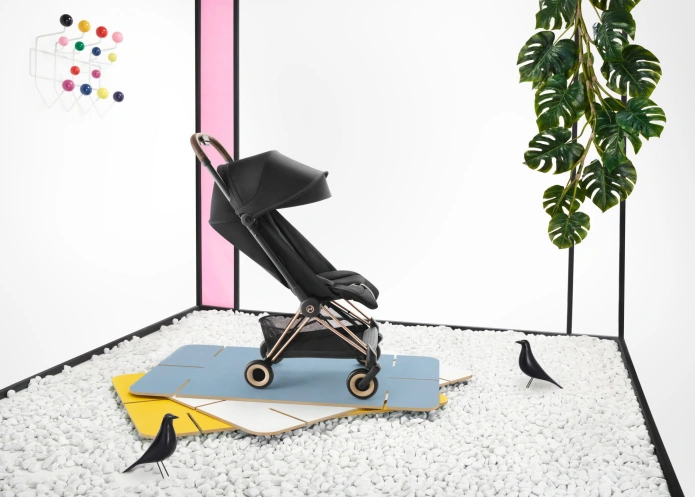 Cybex Coya Matt Black Peach Pink