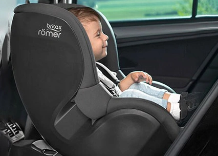 Britax-Romer Dualfix M Plus — поворотне автокрісло (61–105 см)-37 - зображення