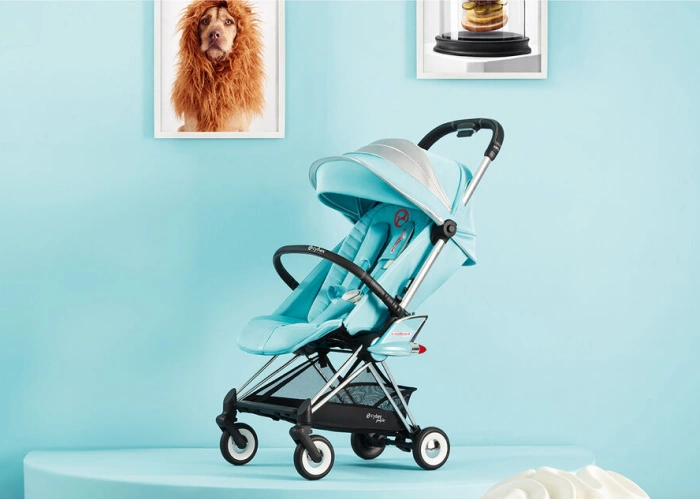 Купити Прогулянкова коляска Cybex Coya Jeremy Scott Car з доставкою по Україні | KIDSLINE-68 - зображення