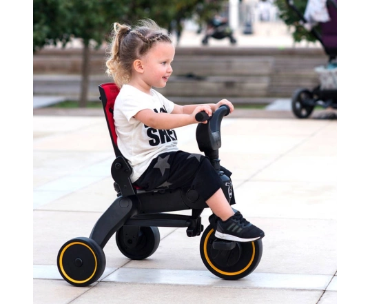 Складной трехколесный велосипед Doona Liki Trike S1 Flame Red