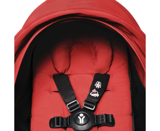 Універсальна коляска Stokke YOYO³ + компактна люлька BABYZEN Red (шасі Black)