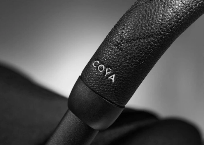 Деталі дизайну Cybex Coya La Parisienne