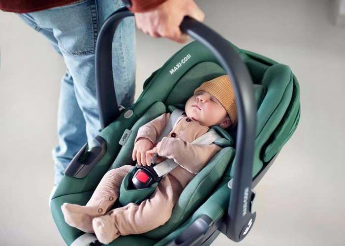 Maxi-Cosi Pebble 360 Essential Black — автокрісло i-Size-46 - зображення