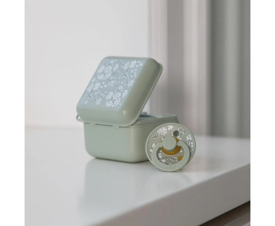 Контейнер для пустышек BIBS x Liberty Pacifier Box – Capel Sage