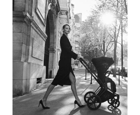 Прогулянкова коляска Cybex ePriam La Parisienne