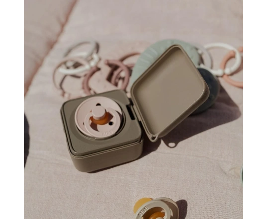 Контейнер для пустышек BIBS x Liberty Pacifier Box – Capel Sage