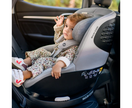 Автокрісло Maxi-Cosi MICA PRO ECO i-Size - authentic black