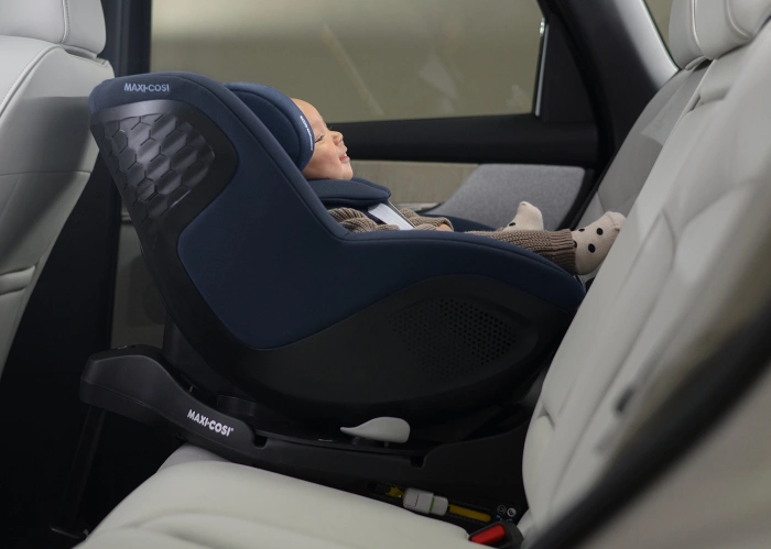 Maxi-Cosi Mica 360 Pro i-Size Authentic Black — ISOFIX 360°-56 - зображення