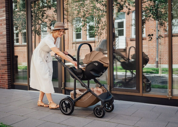 Прогулянкова коляска Britax Römer SMILE 5Z STYLE - harbor blue-42 Britax Römer Smile 5Z Style — прогулянкова коляска до 22 кг-42 - зображення
