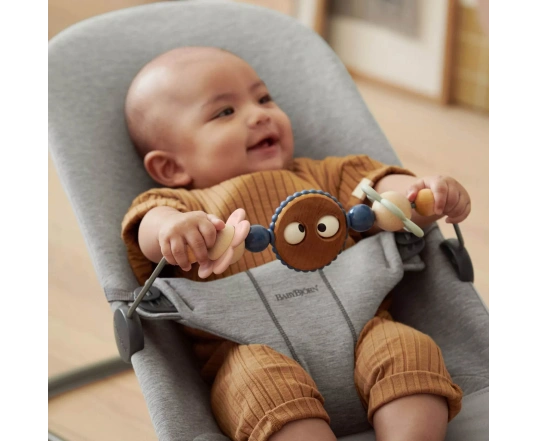 Дуга с играшками до шезлонгу-качалки BabyBjörn - Multicolor Pastel