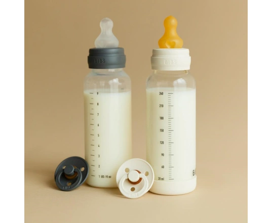 Пляшечка для годування BIBS Baby Round Silicone 270 мл середній потік Ivory